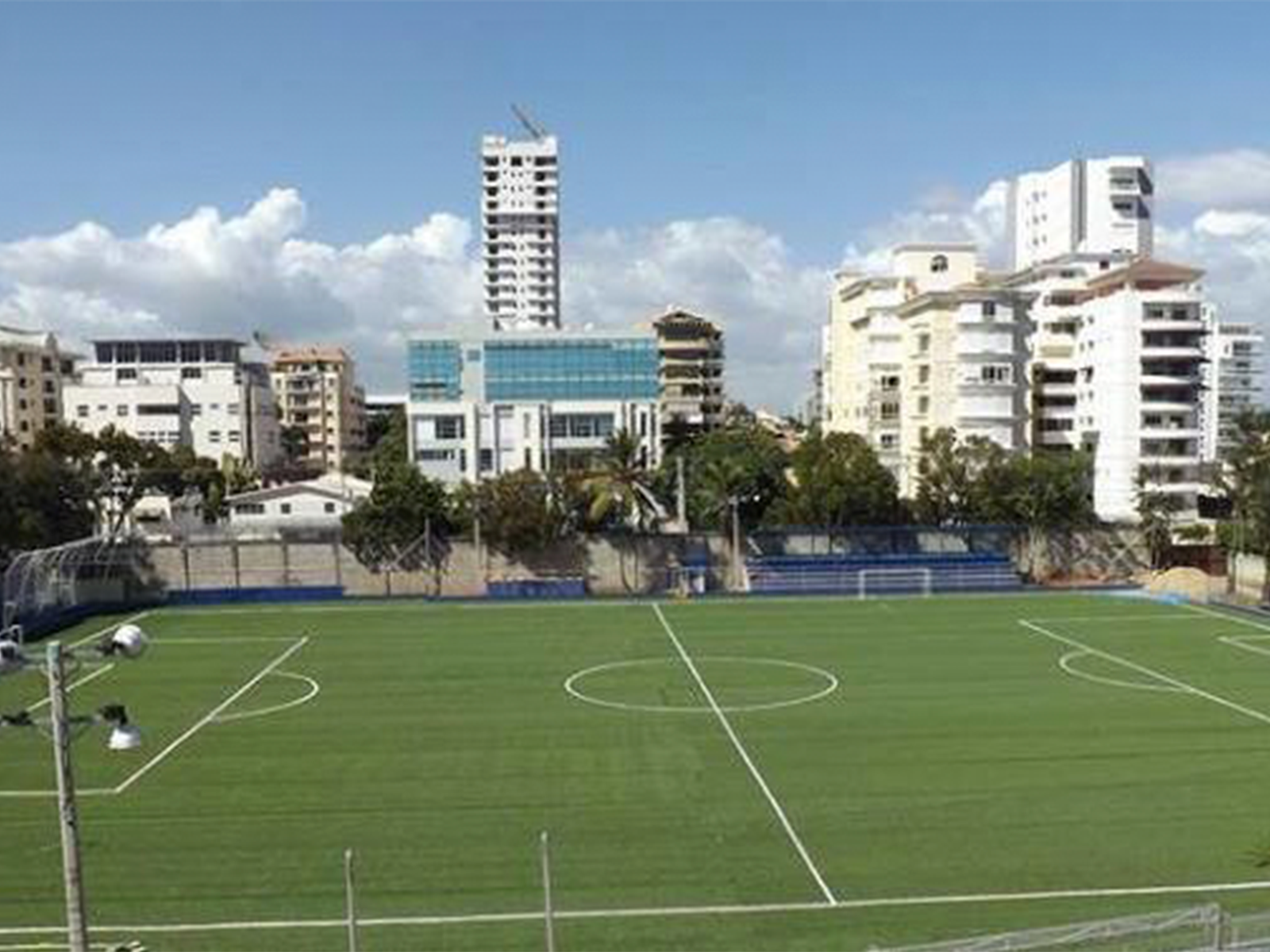 CAMPO DE FUTBOL LA SALLE